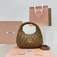Collection image for: 미우미우 (Miu Miu)