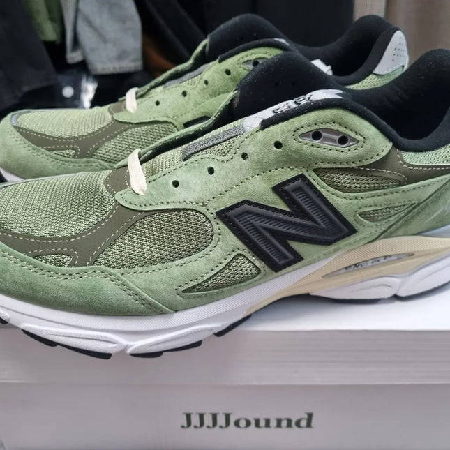 뉴발란스 X JJJ자운드 990V3