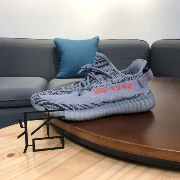 이지 부스트 350 V2 벨루가 2.0