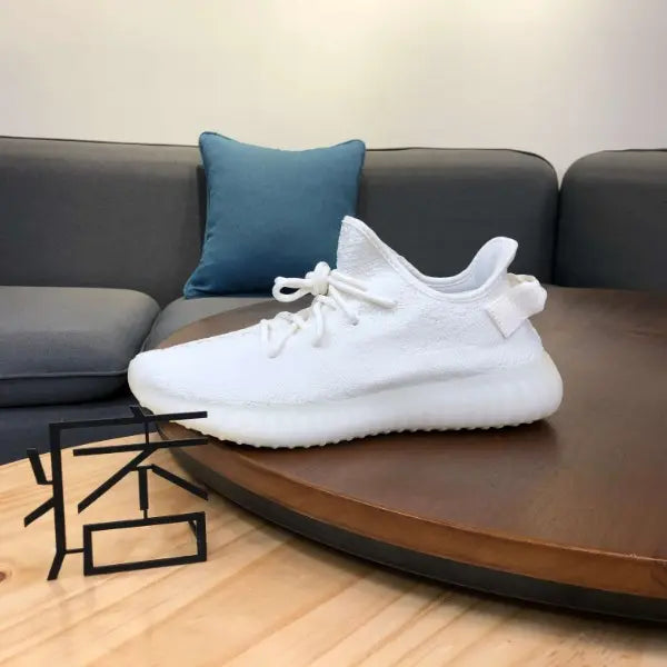 이지 부스트 350 V2 트리플 화이트